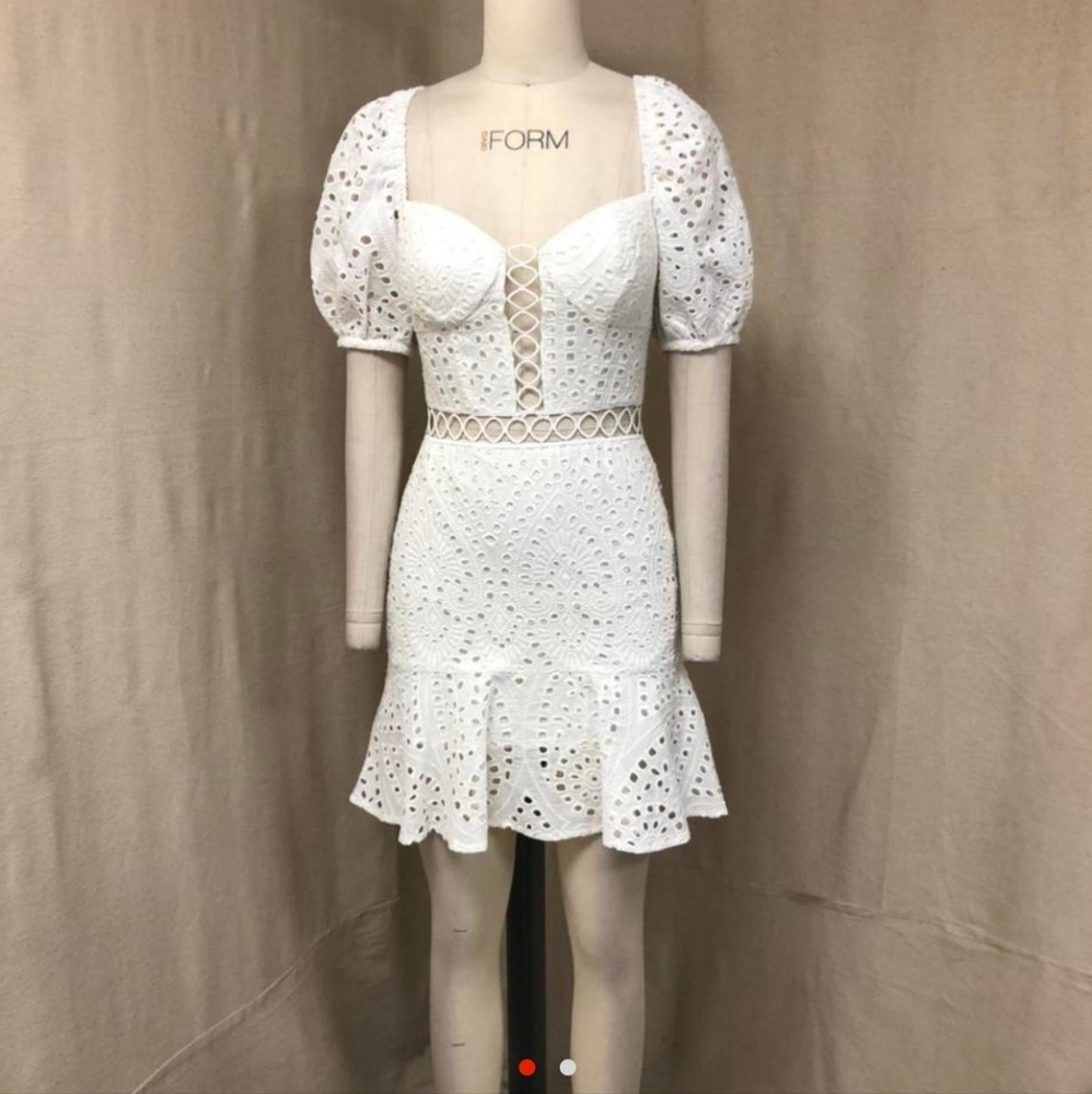Lavish Alice White Dress US 4 / UK 8